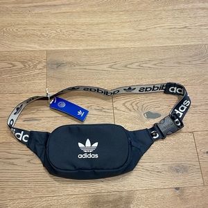 NWT Adidas dark grey fanny pack